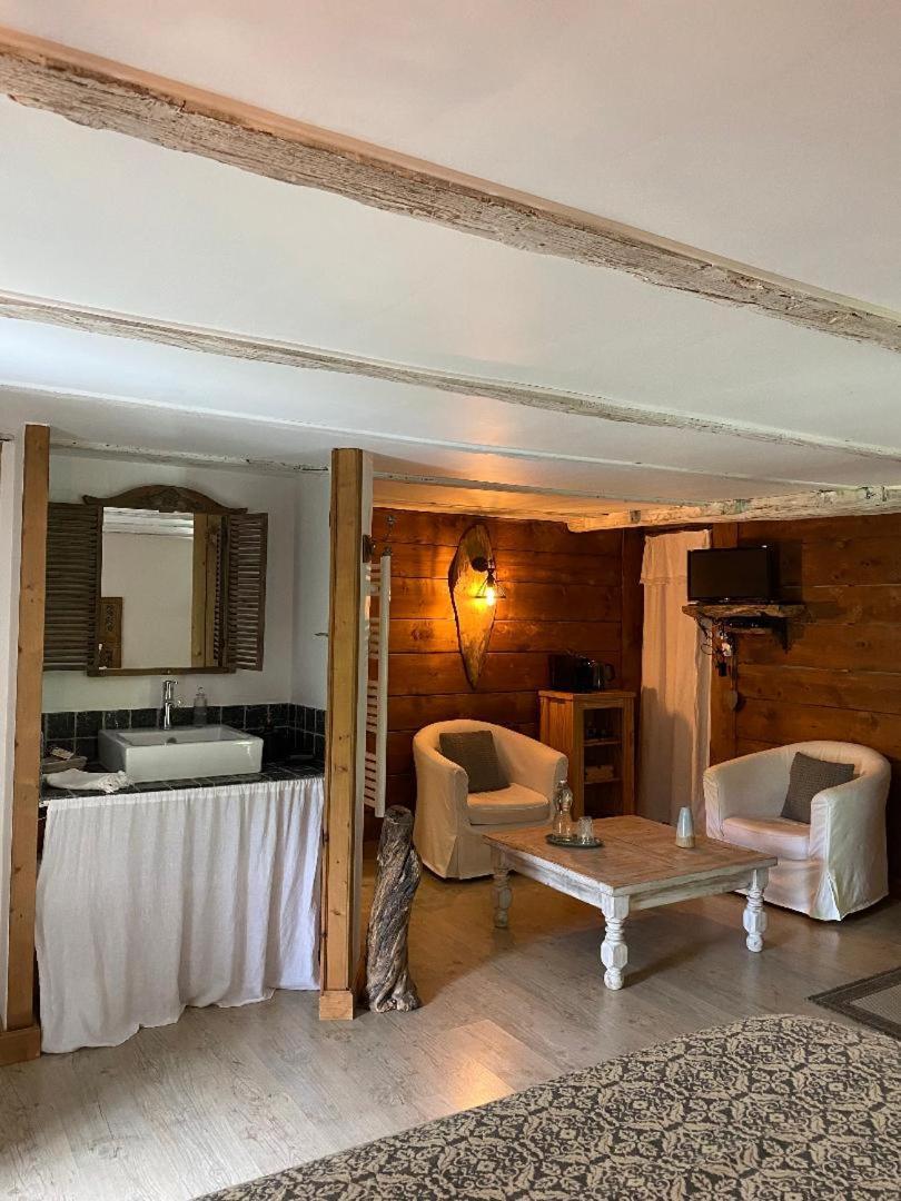 La Perle De La Lauziere, Chambres D Hotes Argentine Екстер'єр фото